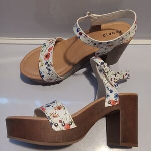 Torrid Floral Platform Sandals - White and Brown